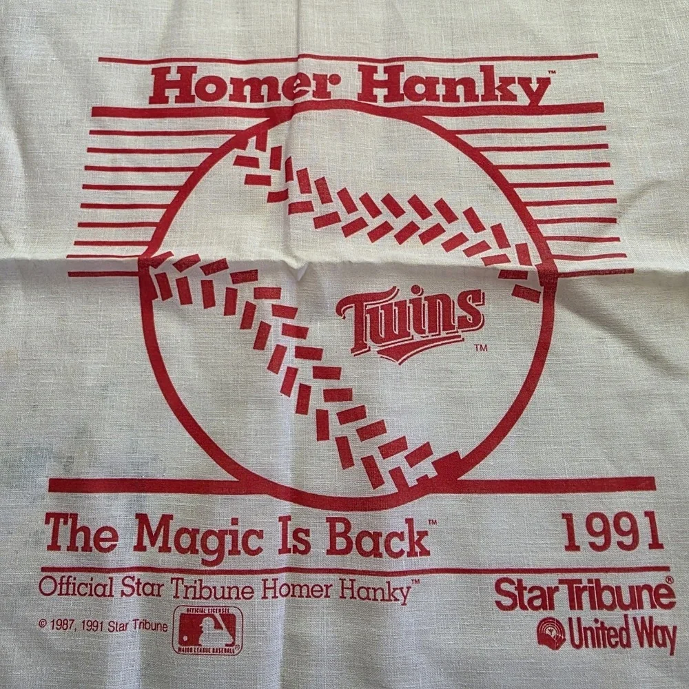 Vintage MN Twins Homer Hanky Lot of 5 - (1) 1987 & (4) 1991 World Series - CRISP